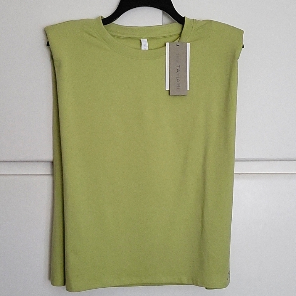 Tee Tahari top